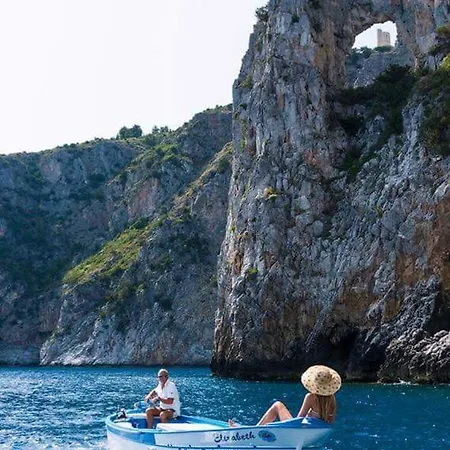 Bed & Breakfast La Timpa Del Cucco 4*